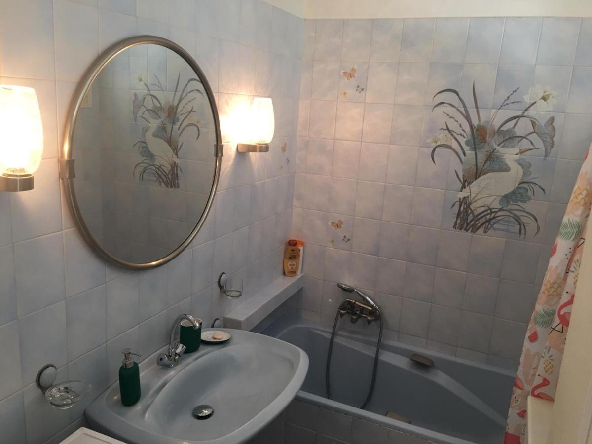 Superbe Appartement 3 Pieces Vue Mer Dans Une Residence Arboree 5 Min De La Mer Nice Buitenkant foto